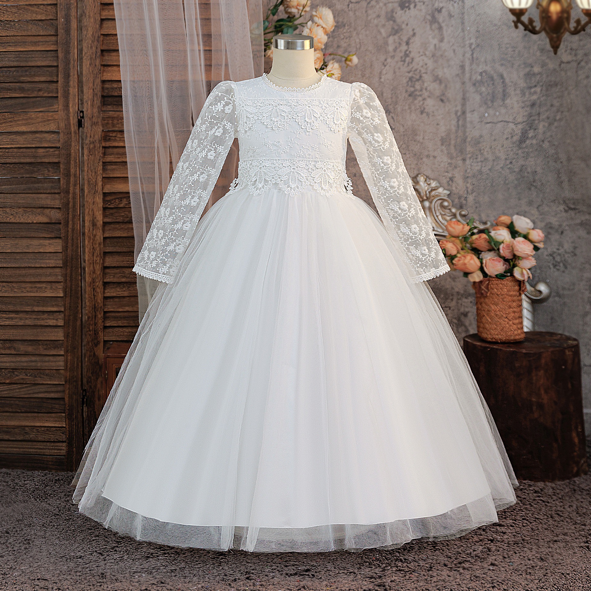 Long-sleeved Embroidered Long Princess-style Puff Skirt