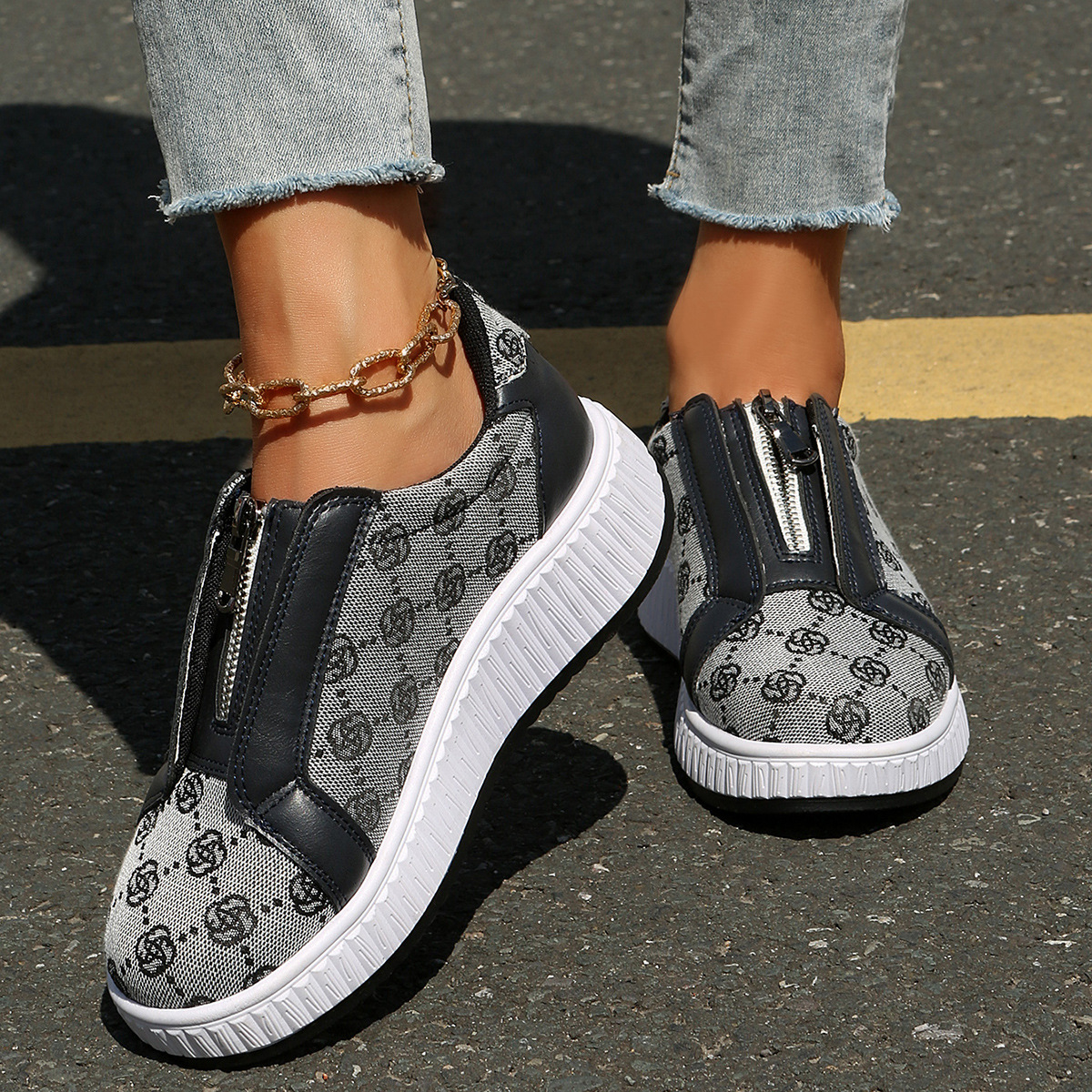 Style Front-zip Slip-on Casual Large-size Womens Shoes For Presbyopia