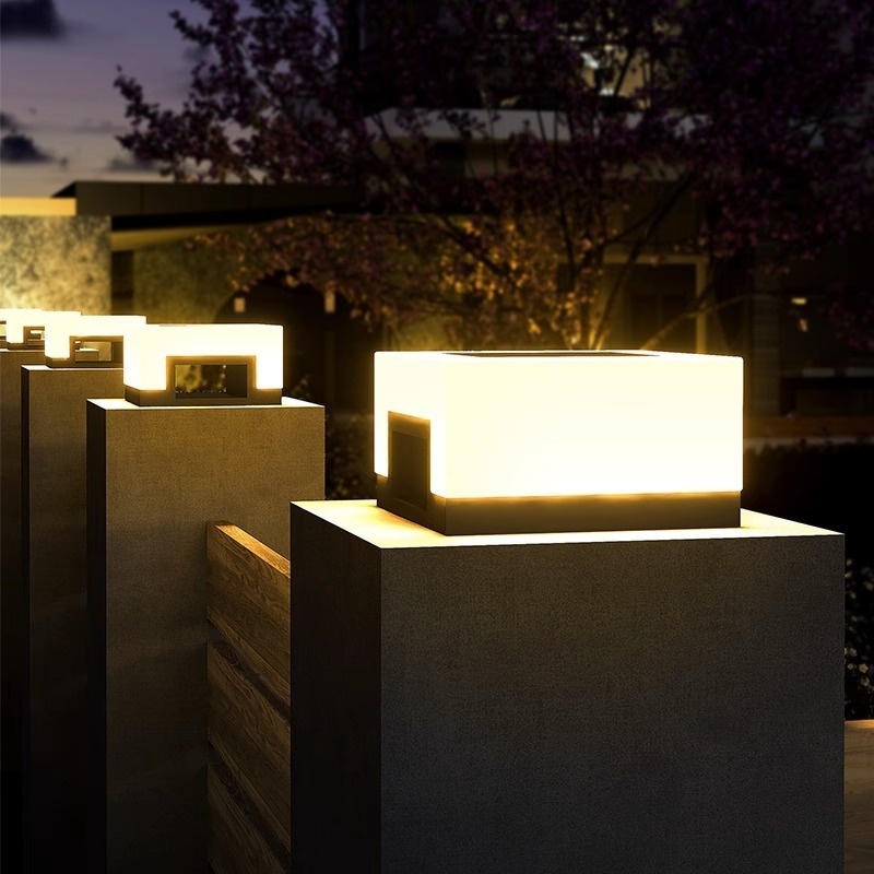 Modern Minimalist Outdoor Solar-powered Stainless Steel Waterproof Courtyard Lights