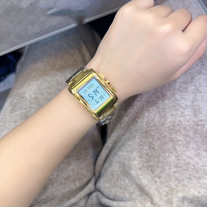 Fashionable Multi Functional Reminder And Direction Indicating Watch