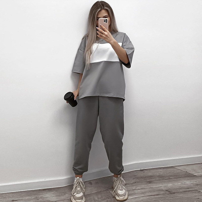 Round-neck Short-sleeve T-shirt Sports One-piece Set