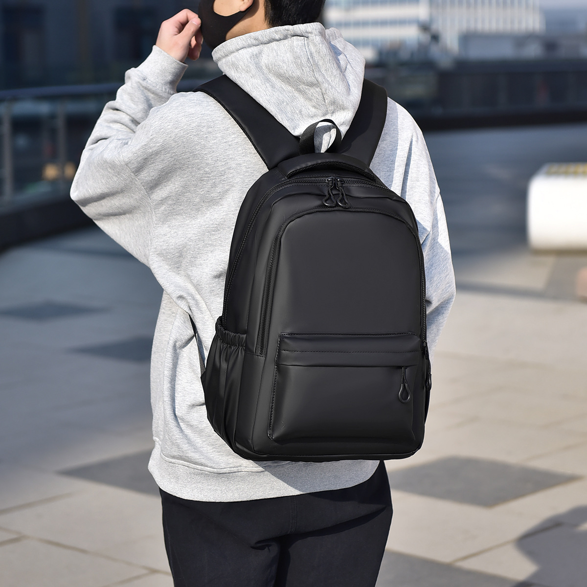 Water-resistant High-capacity Laptop Backpack For Students