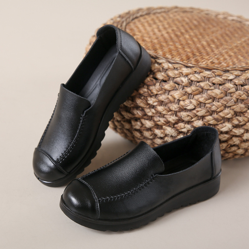 Summer Moms Shoes Soft-soled And Comfortable Work Leather