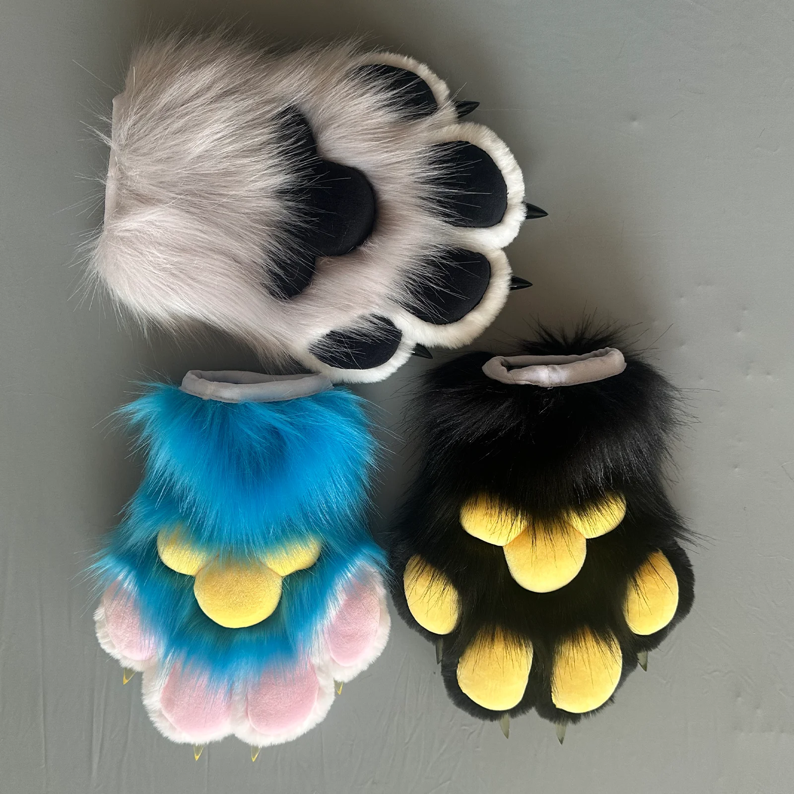 Realistic Fursuit Paws Gloves with Built-in Whistle Soft Plush Furry Claws for Furry Fandom Cosplay Convention photo 4