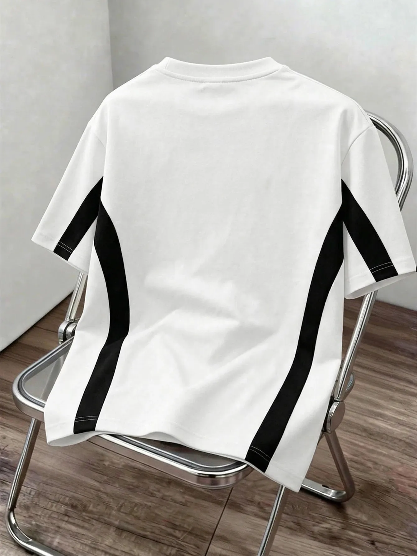 Summer Men's Round-neck T-shirt with Letter Print Breathable Lightweight Casual and Fashionable Streetwear Clothing photo 4