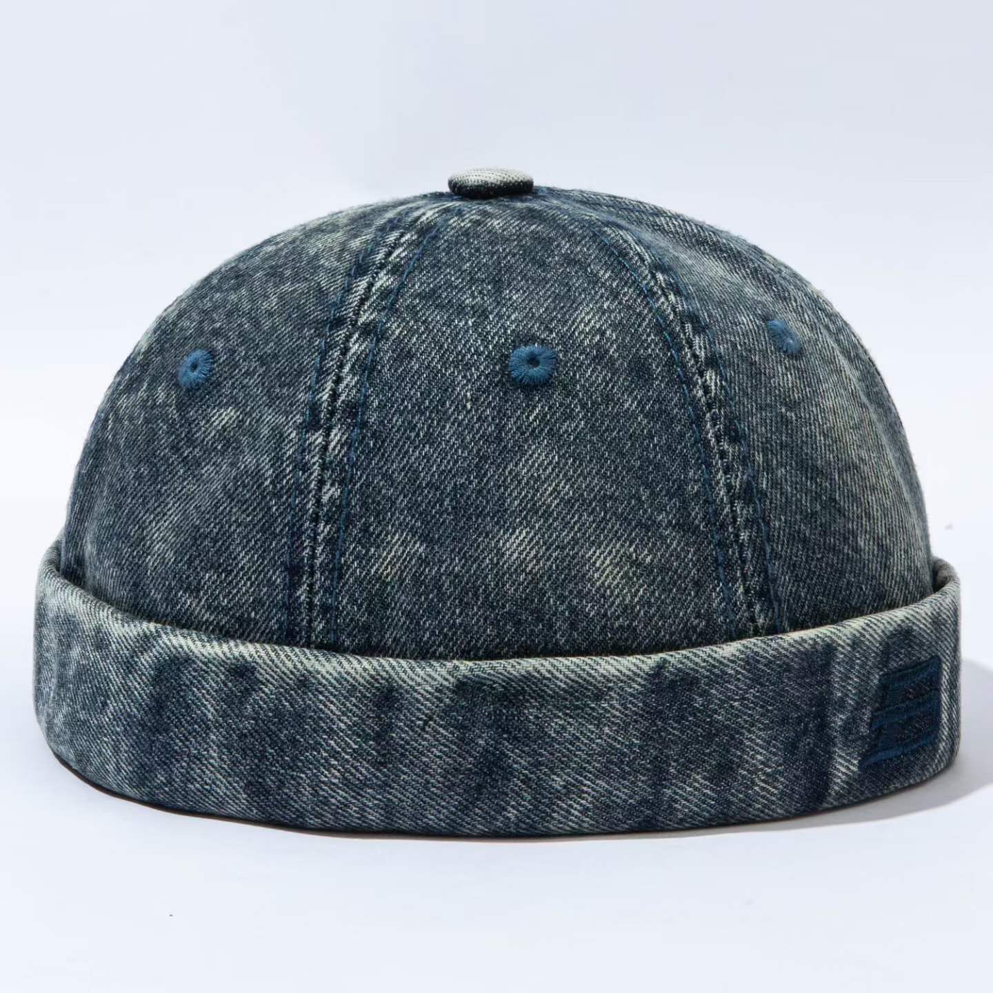 The Summer Men's And Women's Identical Letter B Embroidered Simple And Casual Style Master Hat Is Suitable For Outdoor Daily Shopping. photo 3