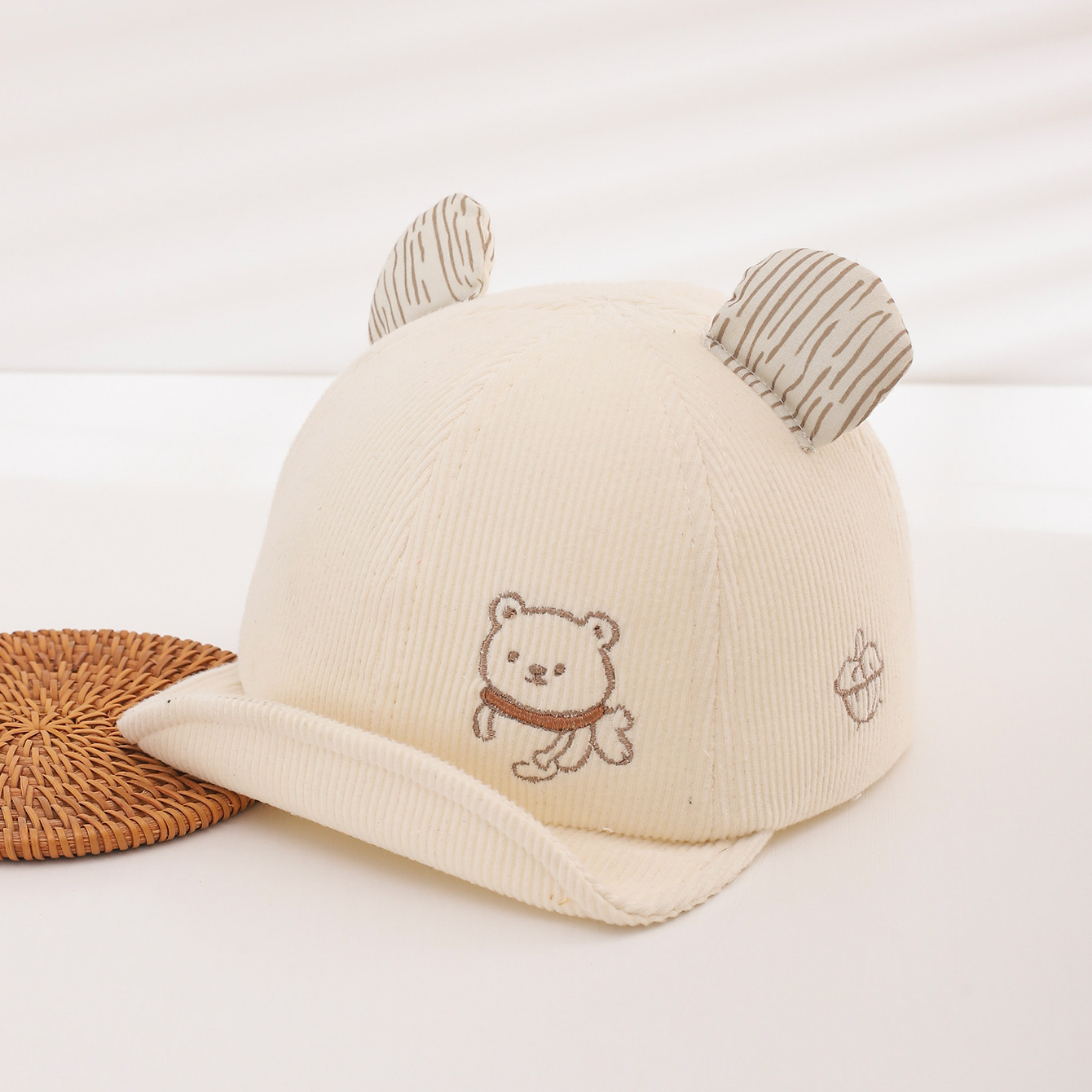 Fall Boys And Girls Bear Embroidered Soft Top Short Brimmed Hat For Baby Soft Corduroy Children's Outdoor Travel Hat photo 2
