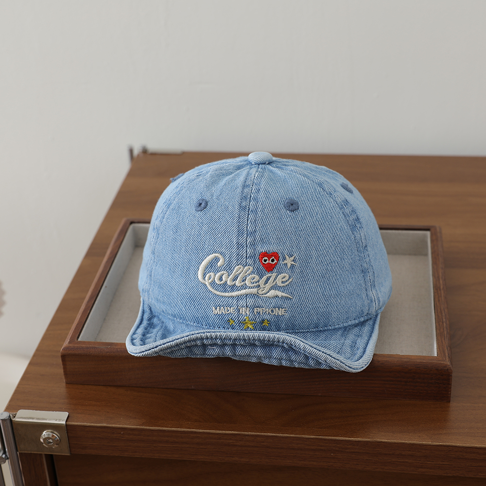 Baby Water-washed Denim Duckbill Hat With Heart-shaped Stars Embroidered On The Soft Brim - An Outdoor Casual Hat For Relaxation. photo 3