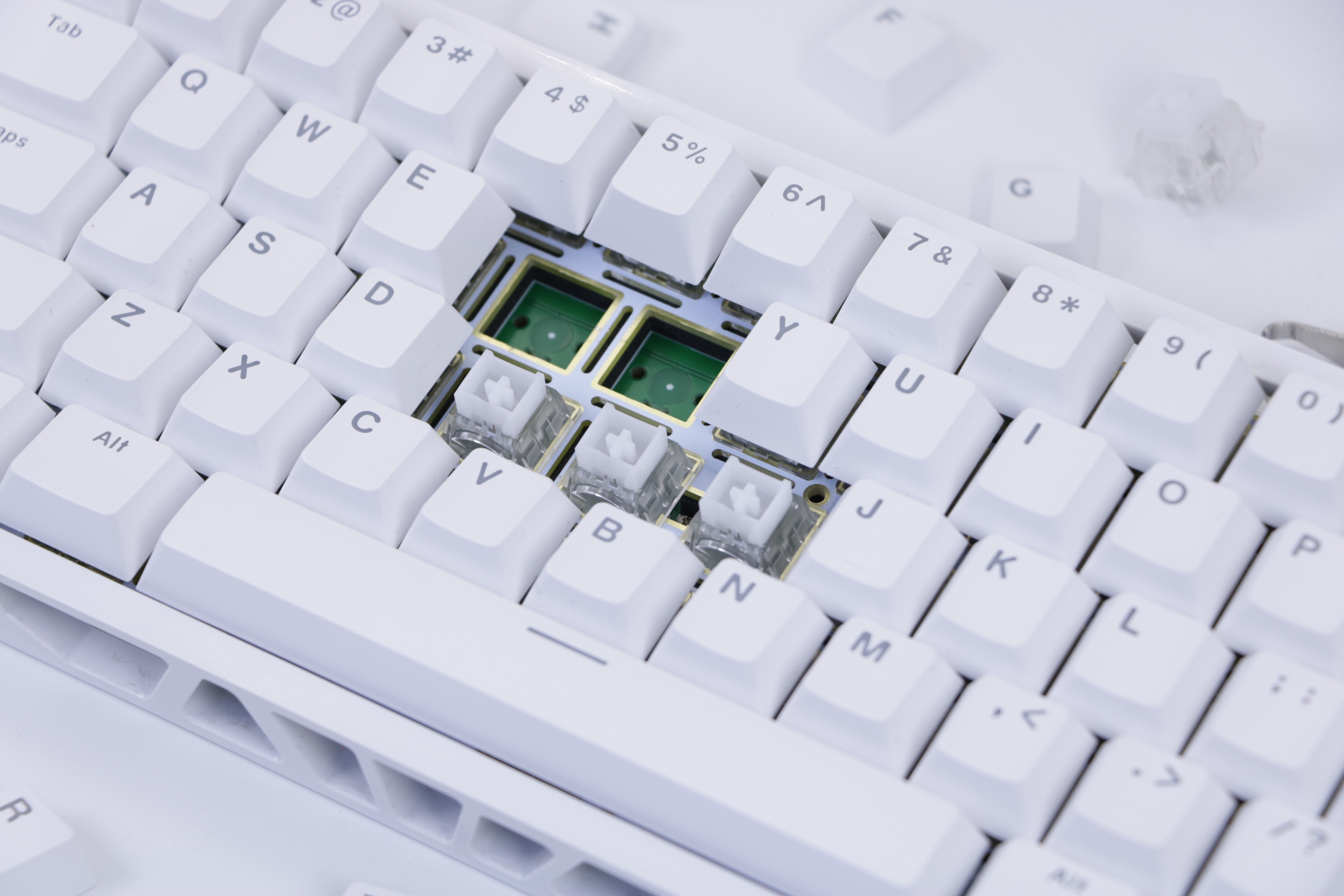NC61 Magnetic Shaft Single-Mode Mechanical Keyboard photo 2
