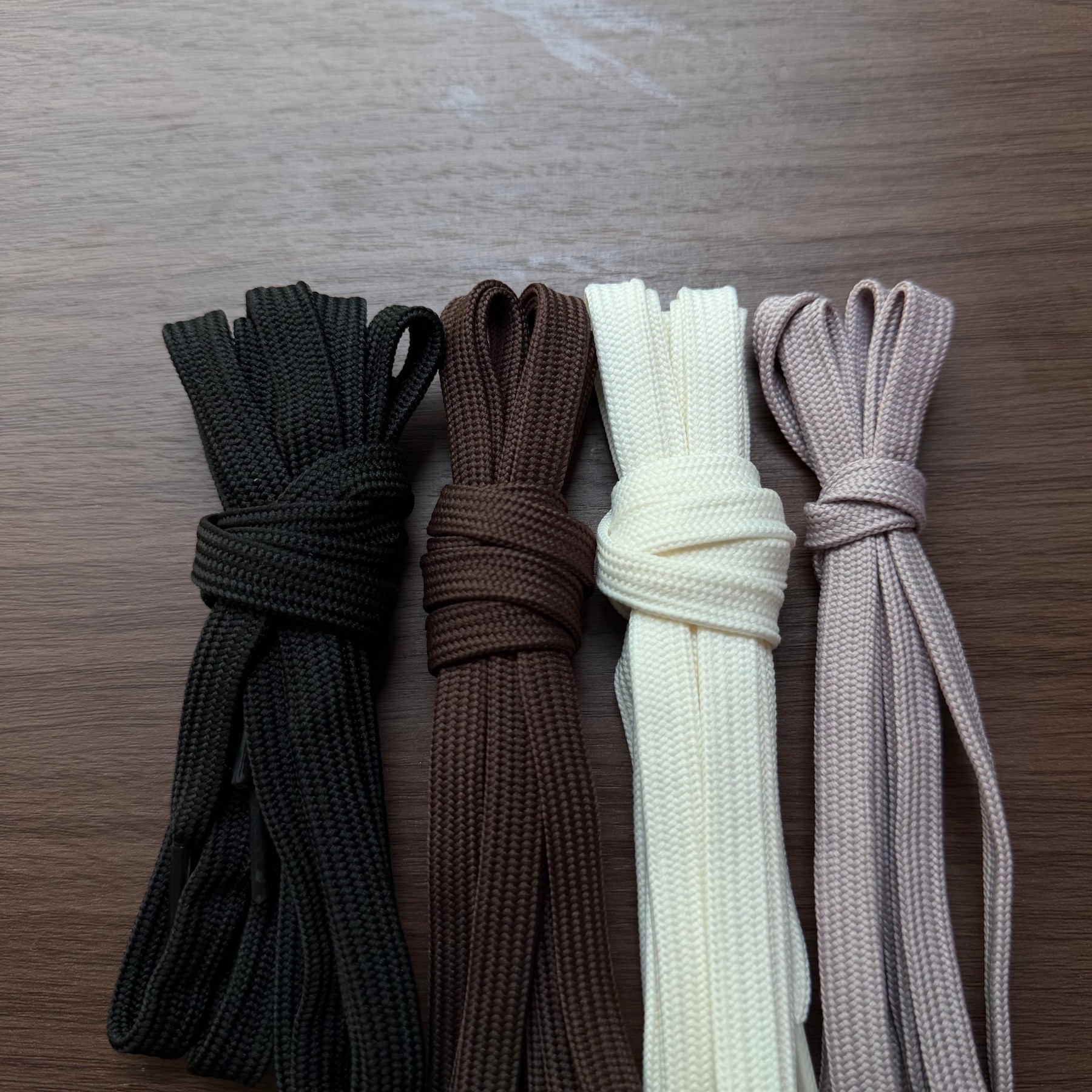 Flat Solid-Color Nylon Ribbon Shoelaces photo 1