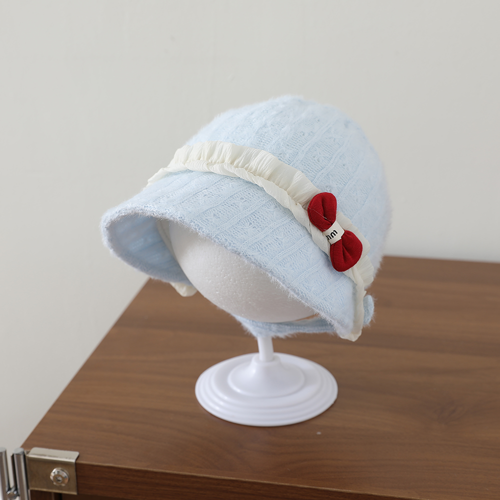 Sweet Style Children's Plush Beanie With Soft Wooden Earflaps And Pleated Edges, Red Bow Knitted Hat, Warm Fishing Hat photo 2