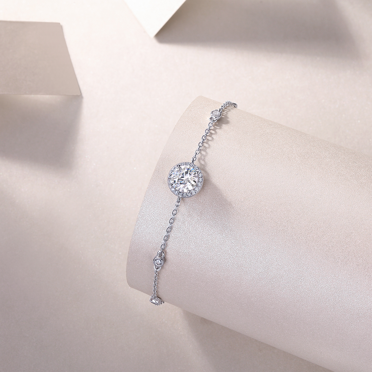 S925 Silver 1.5g Moissanite Bracelet, 1ct Halo D VVS1, 16&5cm Adjustable, GRA Certified photo 3