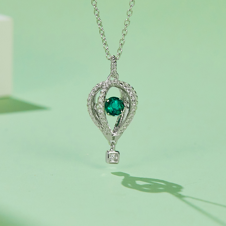 S925 Silver 2.5g 0.52ct Lab-Created Emerald Heart Necklace, 40&5cm photo 3