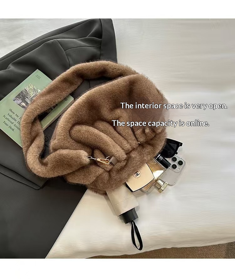 2026 New Plush Shoulder Bag Women's Fashion Imitation Mink Fur Pleated Cloud Bag Autumn And Winter Versatile Crossbody Bag - Light Coffee photo 6