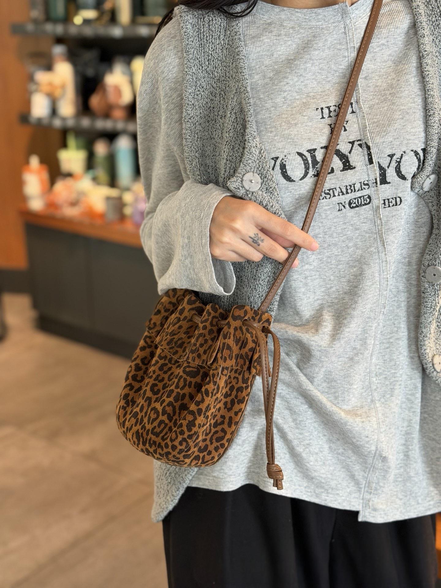 Tassel Bucket Bag, Genuine Leather Single Shoulder Diagonal Cross Bag, 2026 New Drawstring Underarm Bag, High-end Women's Commuting Small Bag - Leopard Print Brown photo 8