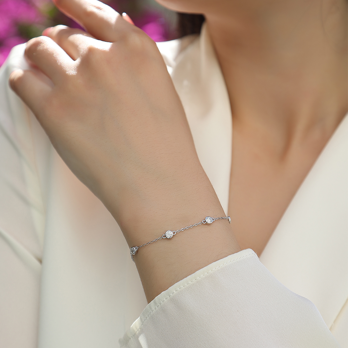 S925 Silver 1.4g Moissanite Bracelet, 7pcs 3mm D VVS1 GRA Certified, 16&5cm Adjustable photo 3