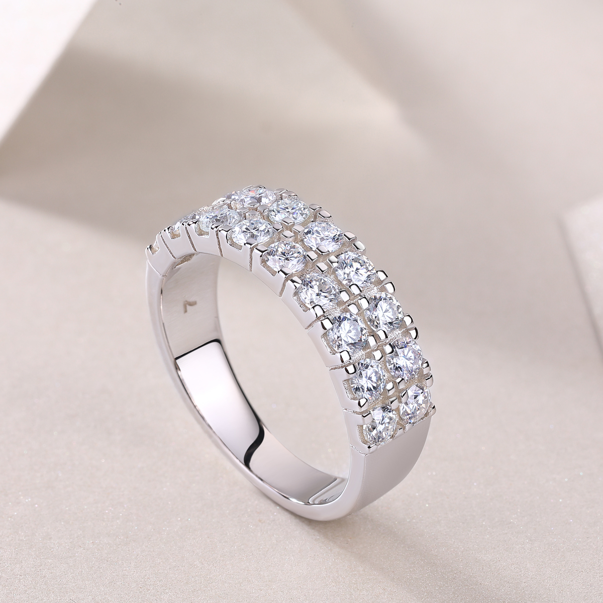 S925 Silver 4.1g Platinum Plated Moissanite Ring, 6.5mm Double Row Pave 18 Stones D VVS1, GRA Certified US 5-9 photo 2