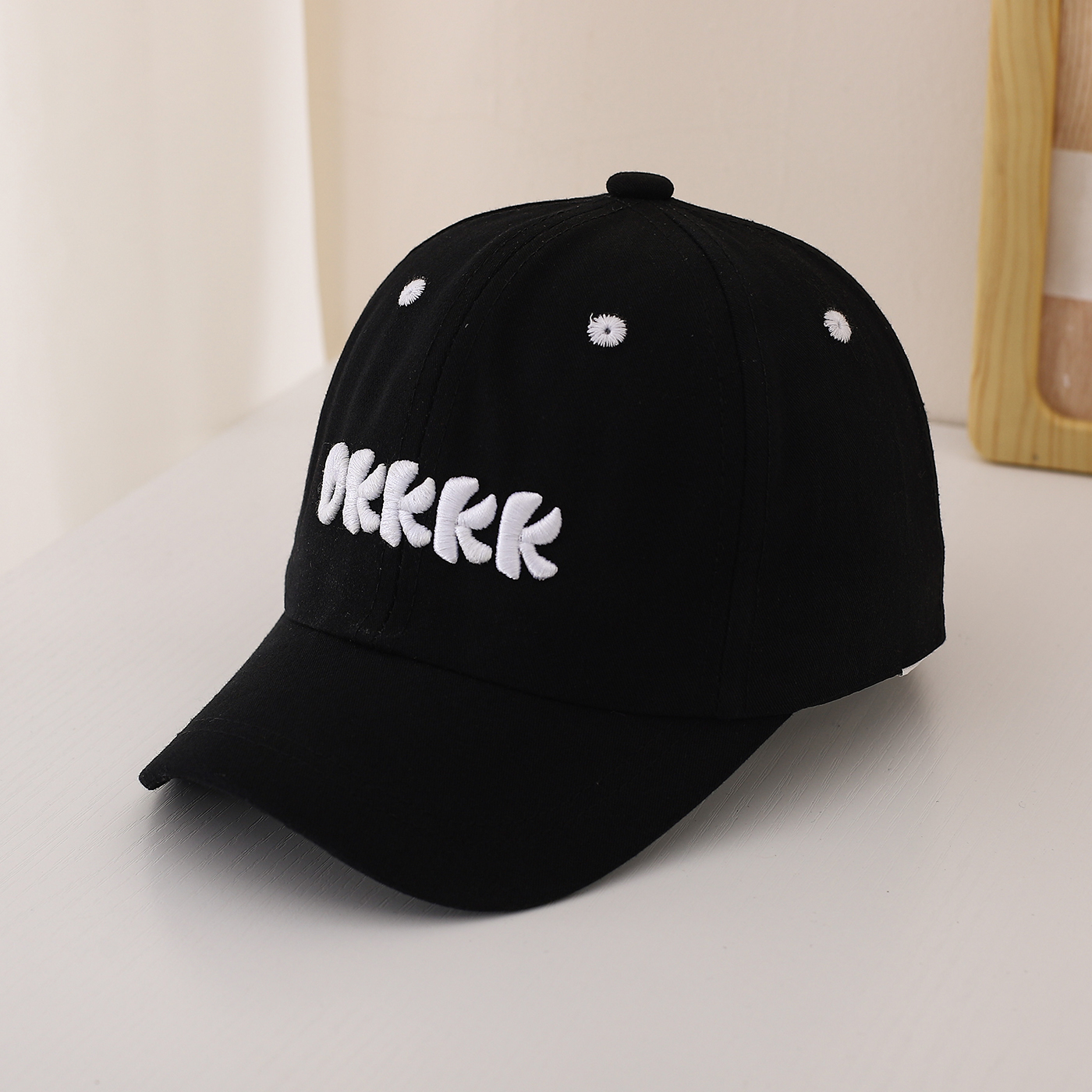 Children's Single-color Three-dimensional Letter Embroidered Adjustable Simple And Fashionable Baseball Cap Suitable For Outdoor Sports And Travel photo 1