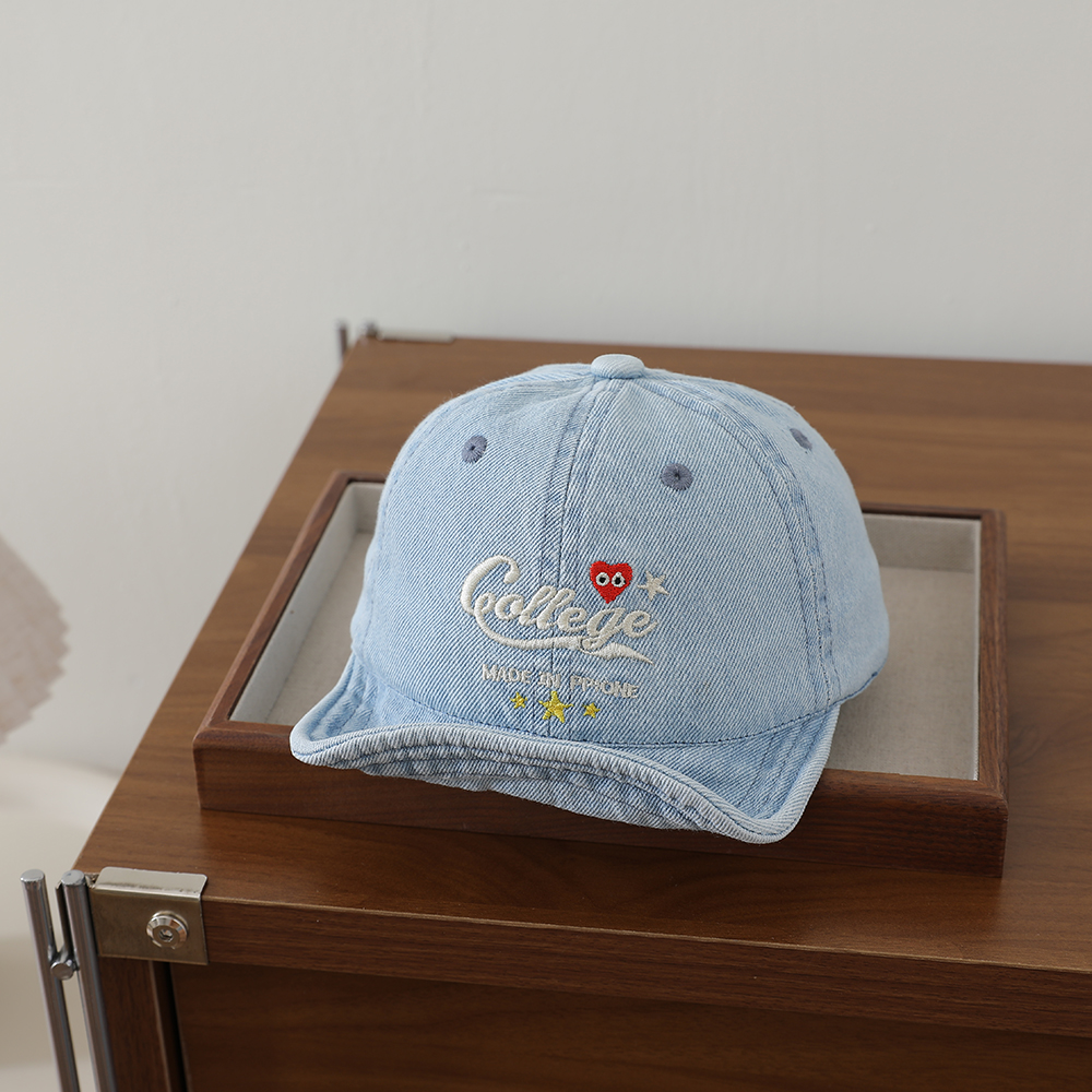 Baby Water-washed Denim Duckbill Hat With Heart-shaped Stars Embroidered On The Soft Brim - An Outdoor Casual Hat For Relaxation. photo 2