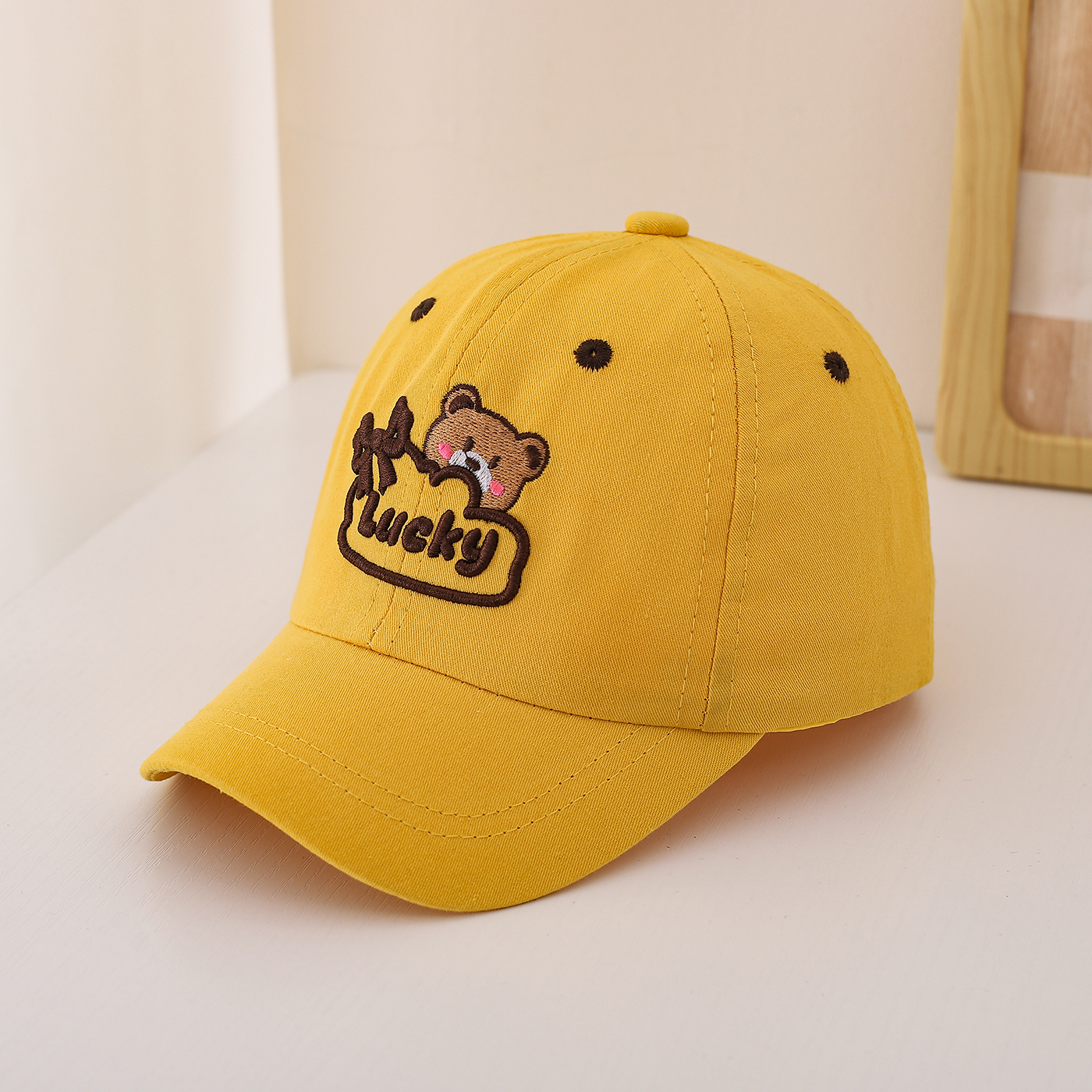 Children's Single-color Cute Little Bear Bow Tie Embroidered Adjustable Simple Casual Baseball Cap Suitable For Travel And Sports photo 4