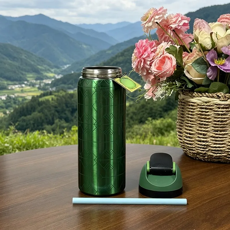 304 stainless steel outdoor sports water bottle, portable and leak-proof, suitable for daily travel, mountain climbing and fitness activities, etc photo 1