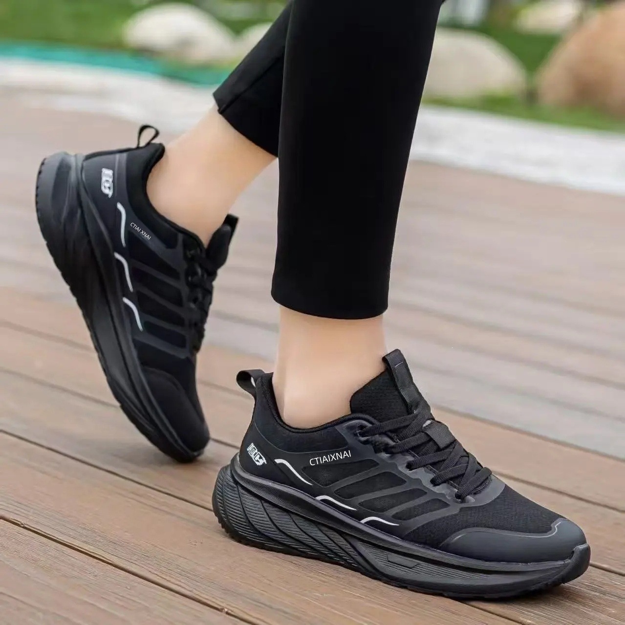 New Men's Hiking Shoesspring Slip-on Sneakers photo 3