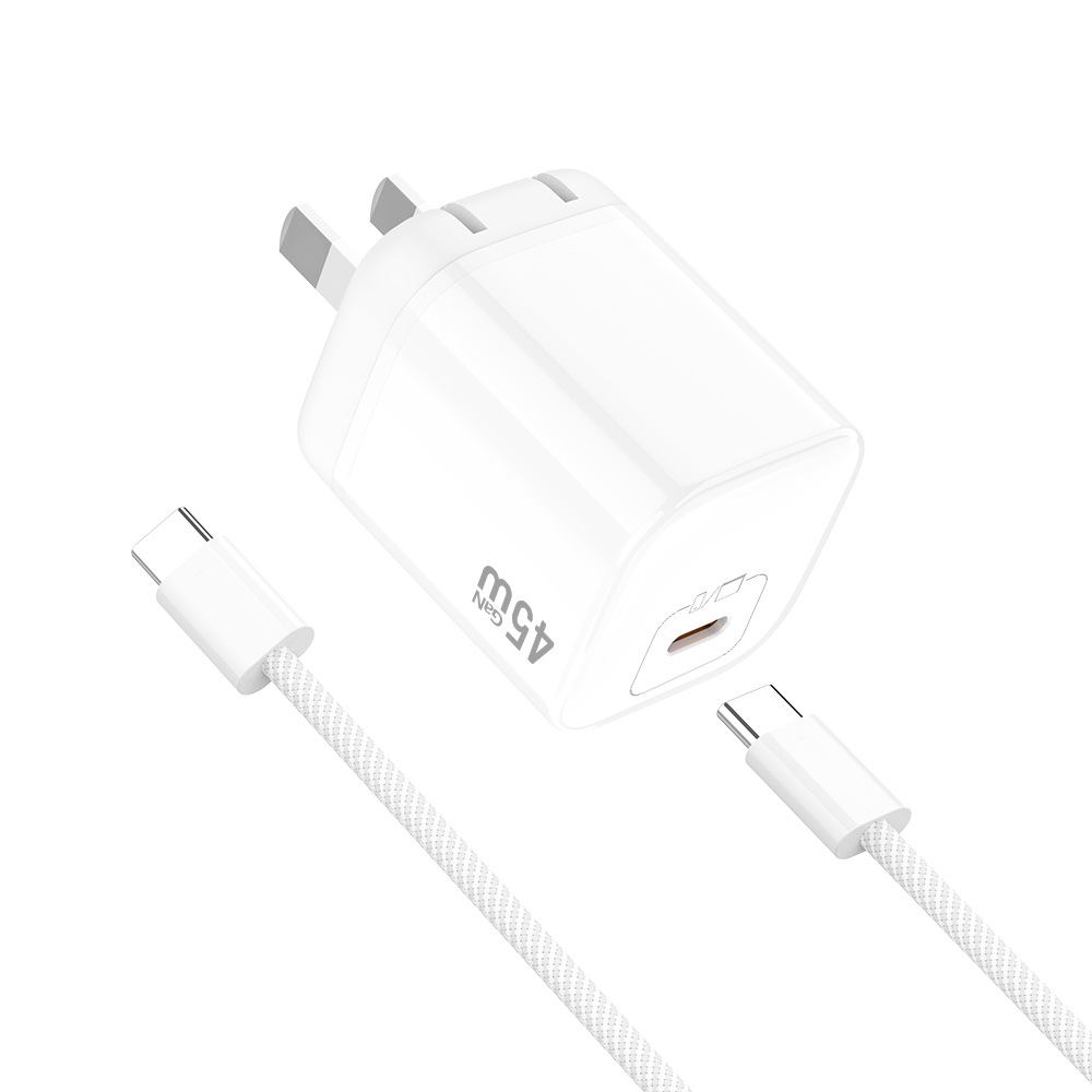 Fully Compatible Fast-charging USB Adapter For Smartphones photo 8