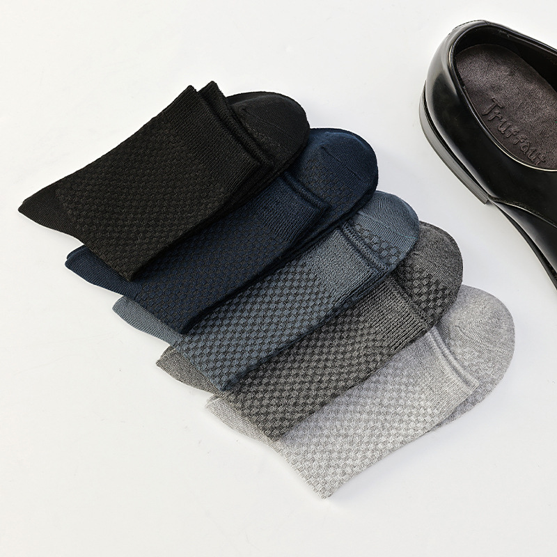 Mens Casual Soft And Breathable Mid-calf Socks photo 3