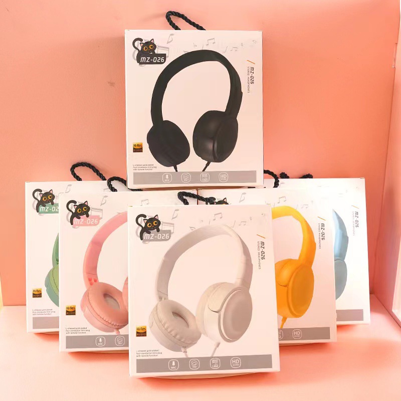 Head-mounted Wired Headset In Macaron Colors With A Microphone photo 8