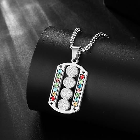 Hollowed-out Air Force-branded Stainless Steel Medal Pendant Necklace photo 1
