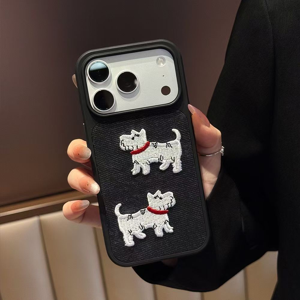 Two Dog Chinese-style Embroidered Phone Cases photo 5