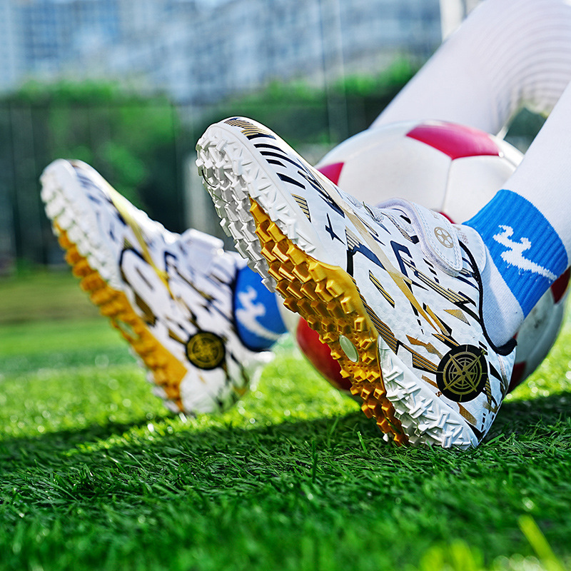 Children's Football Shoes Velcro Spike Sports photo 5