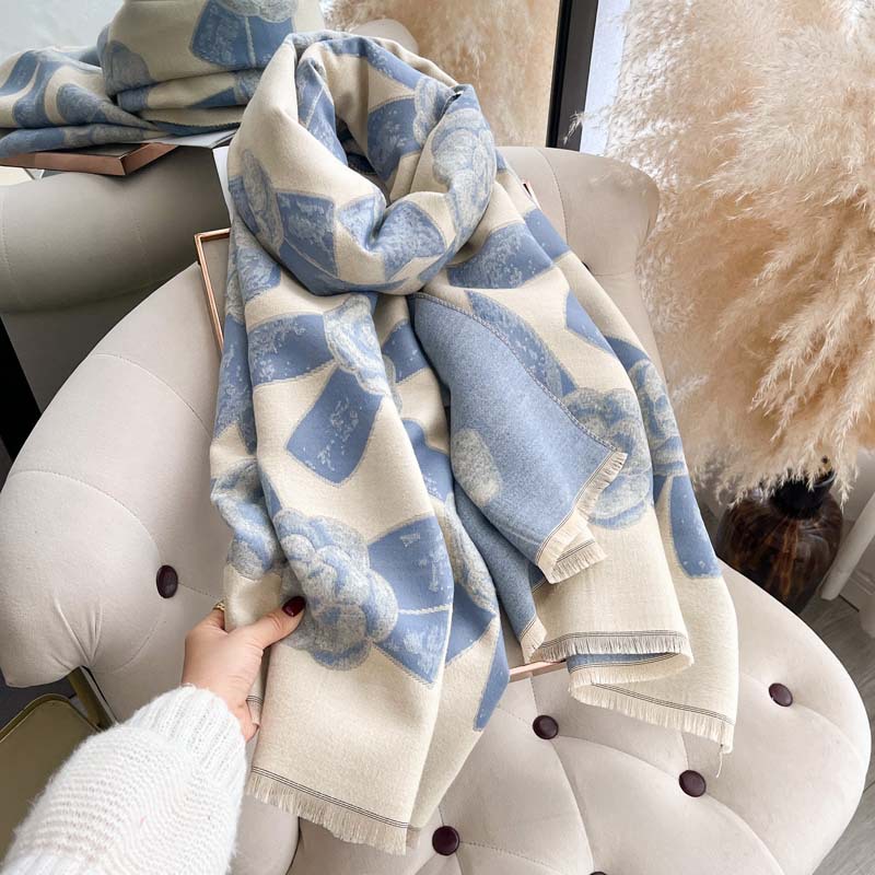 Light-luxury Camellia Bow Shawl Double-sided Thickened Scarf photo 5