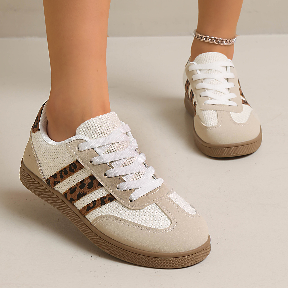 Vintage Versatile Sports Casual Sneakers photo 4