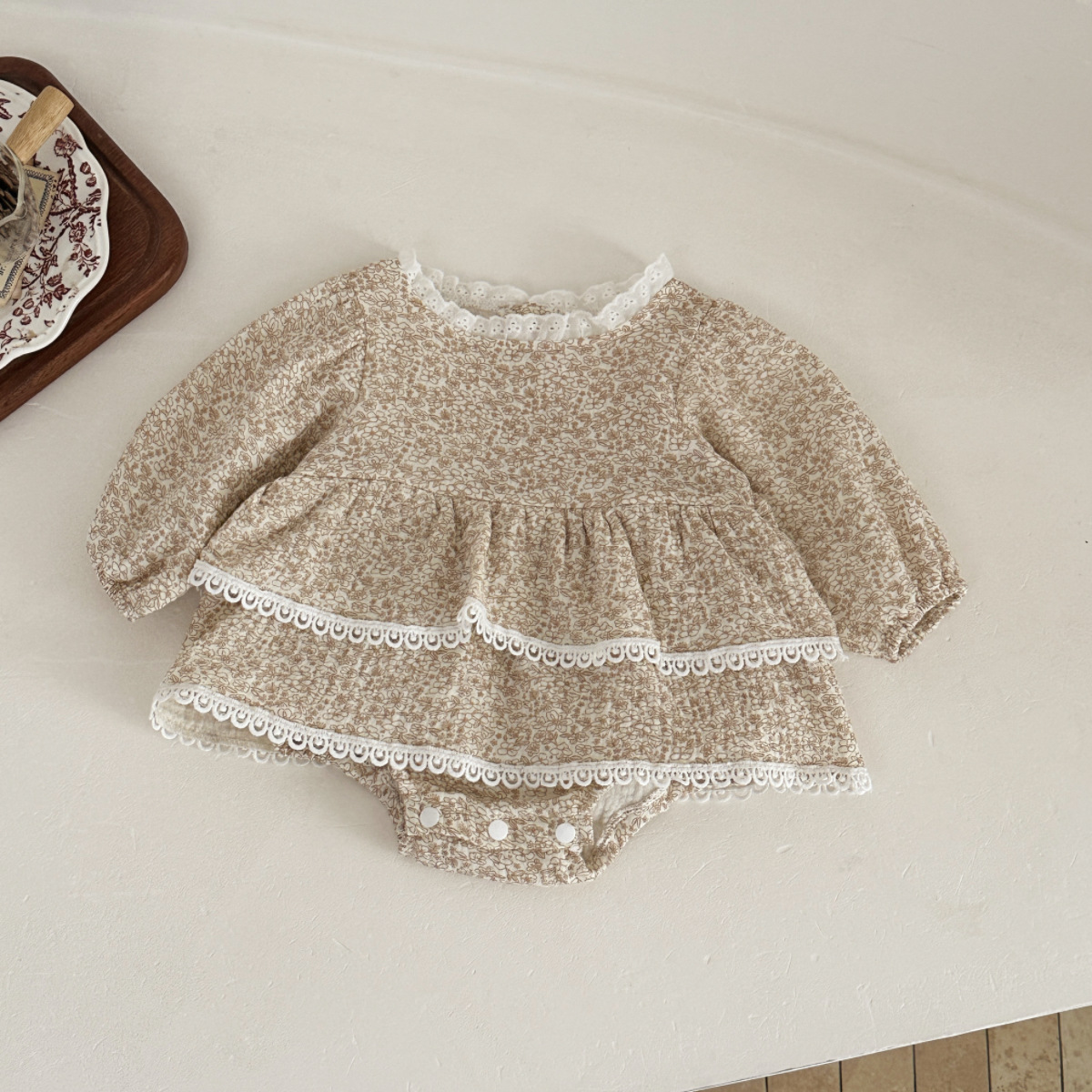 Korean-style Childrens Long-sleeved Printed Onesie photo 1