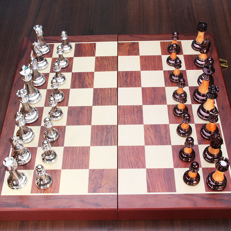 High-end Chess Set Made Of Metal And Acrylic photo 4