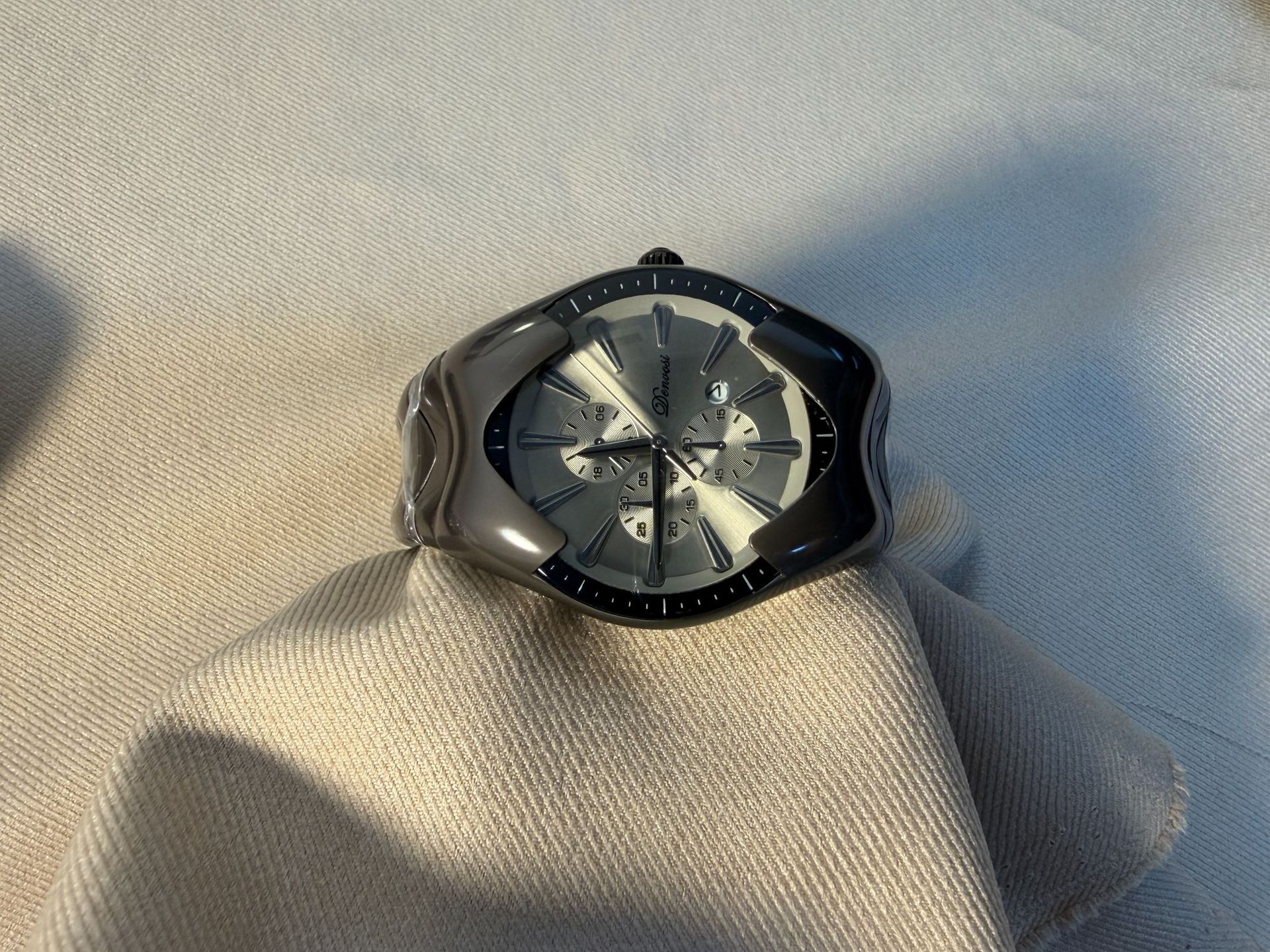 Factory-customized Wholesale Y2K-style Avant-garde Watches photo 8