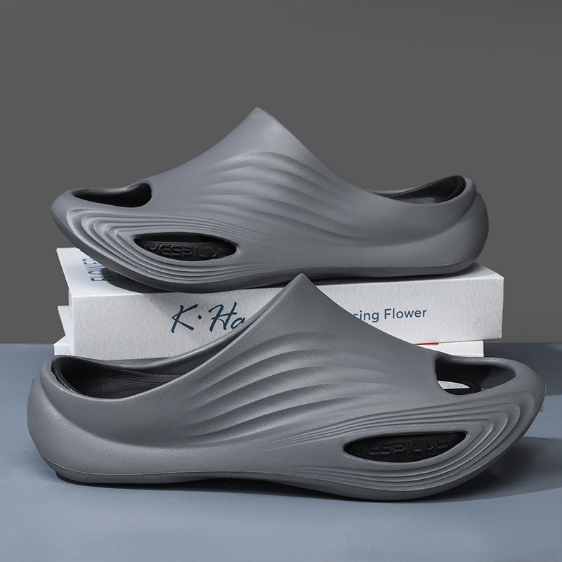 Outdoor Non-slip Wear-resistant Men's Sandals photo 8