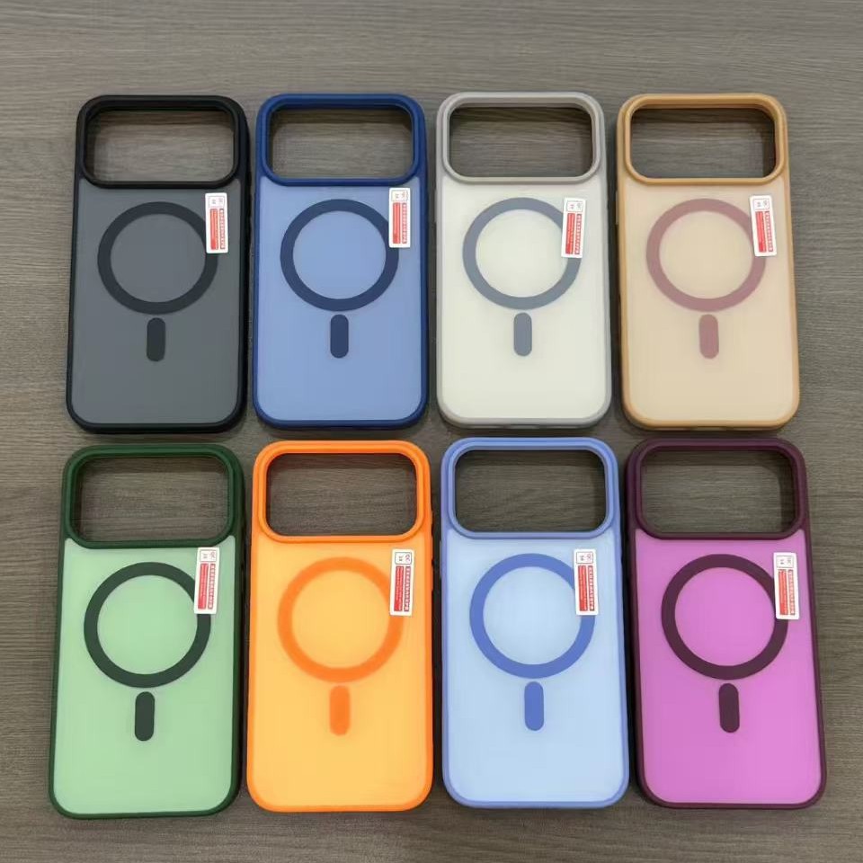 Magnetic Skin-feel Contrasting-color Phone Case photo 8