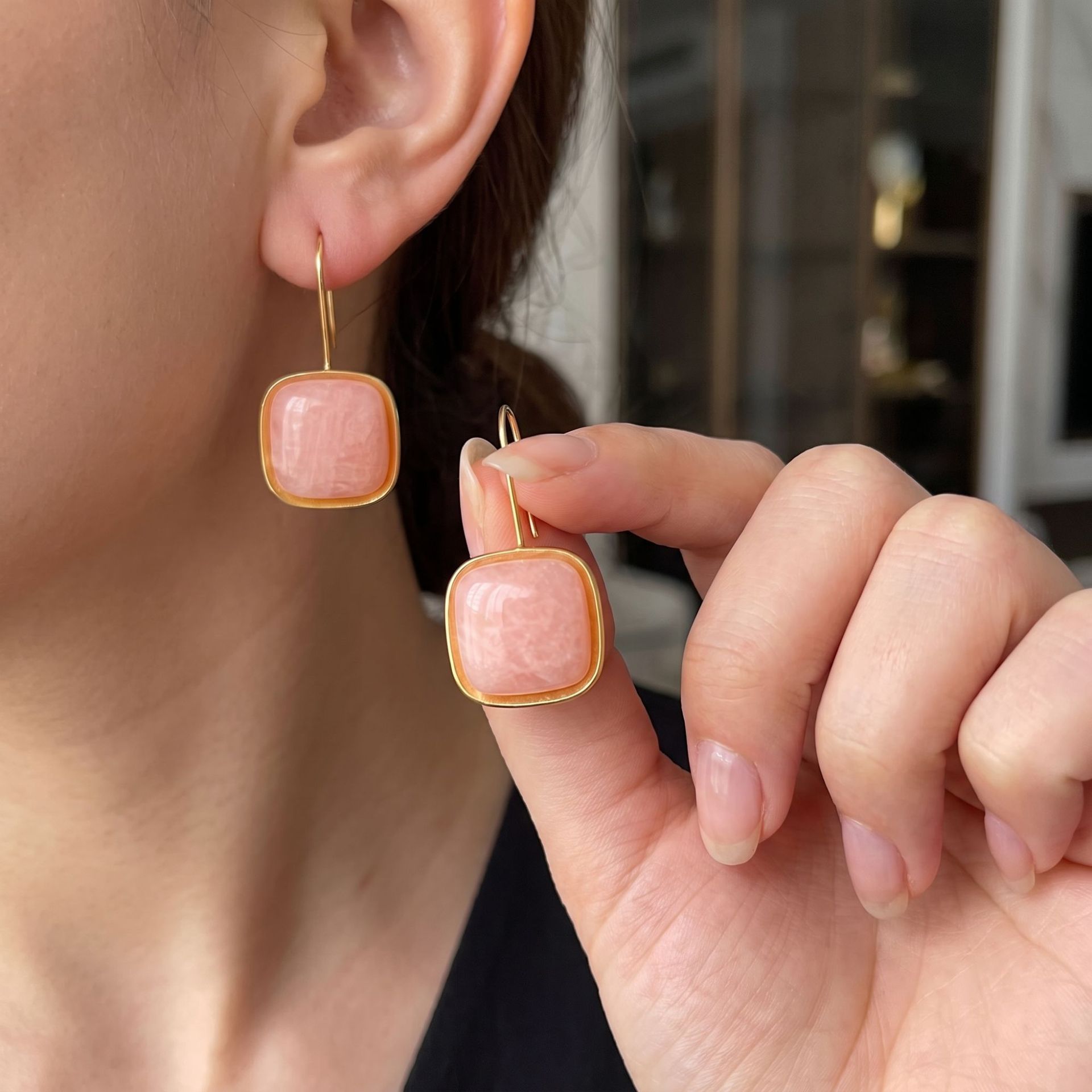 Square Geometric Ombre Resin Earrings photo 3