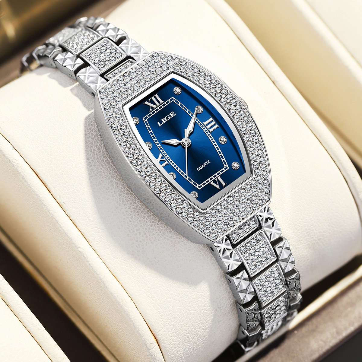 Starry Dial Diamond-encrusted Fashionable And Distinctive Watch photo 1