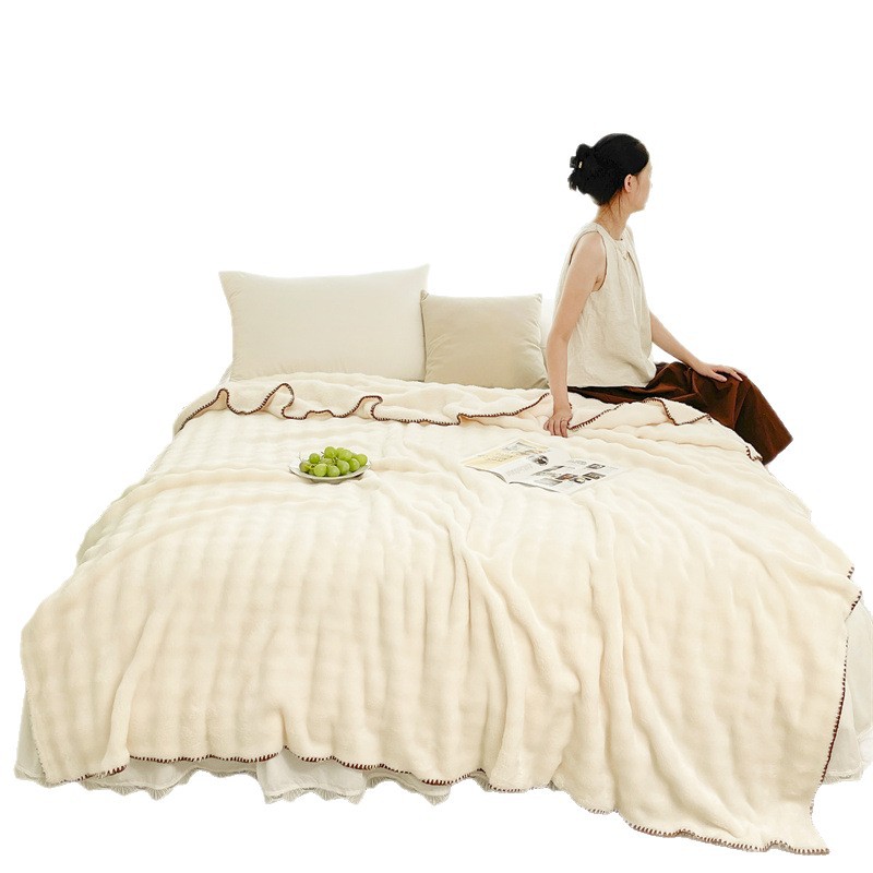 Thickened Shell-edged Rabbit Fur Plush Blanket photo 2
