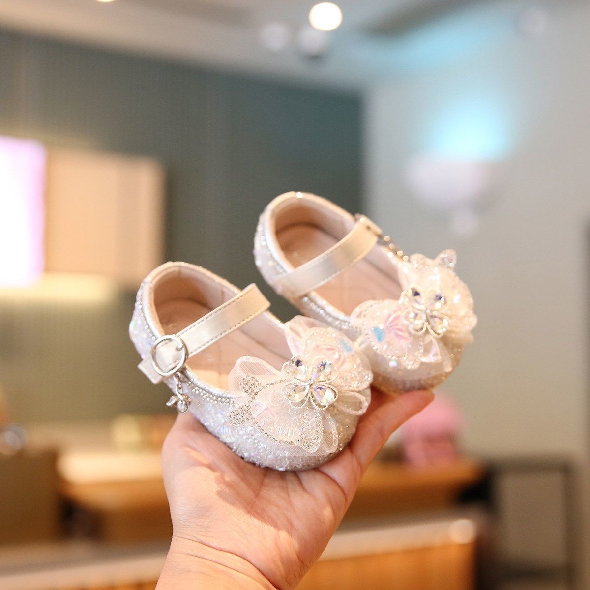 Little Girls Bow-tie Leather Shoes photo 7