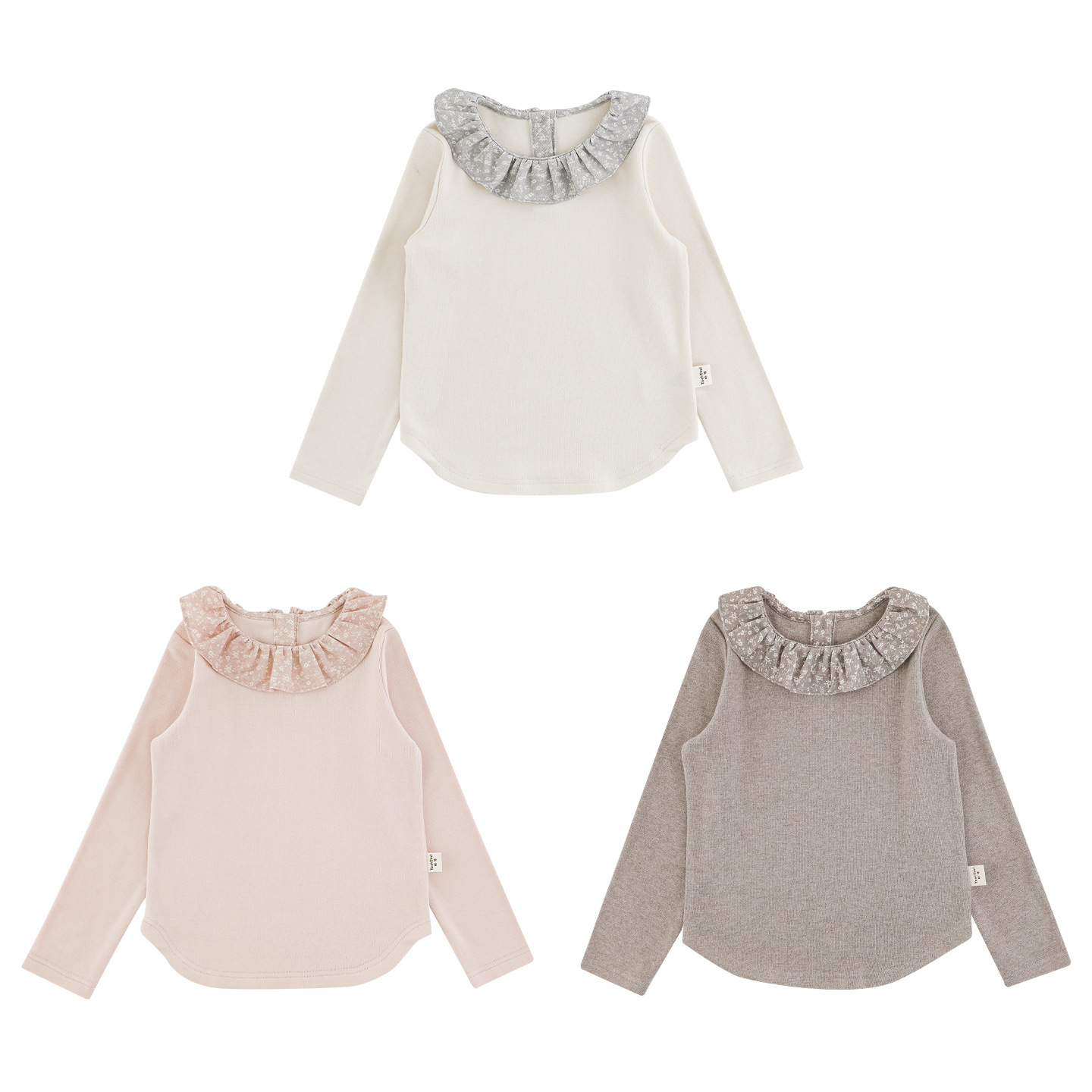 Floral Blouse With A Ruffled Neckline photo 6