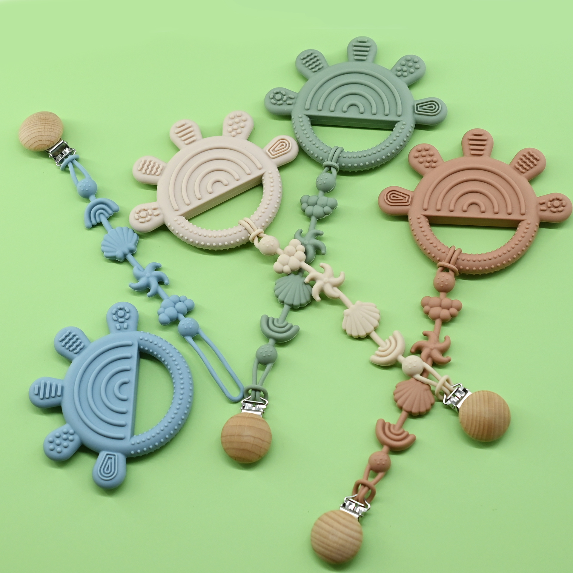 New Cartoon Baby Hand-grab And Chew Toy photo 1