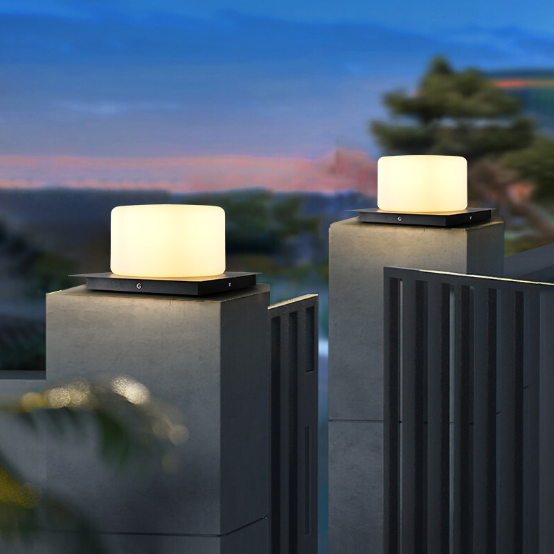 Outdoor Waterproof Courtyard Column Head Lamp photo 1