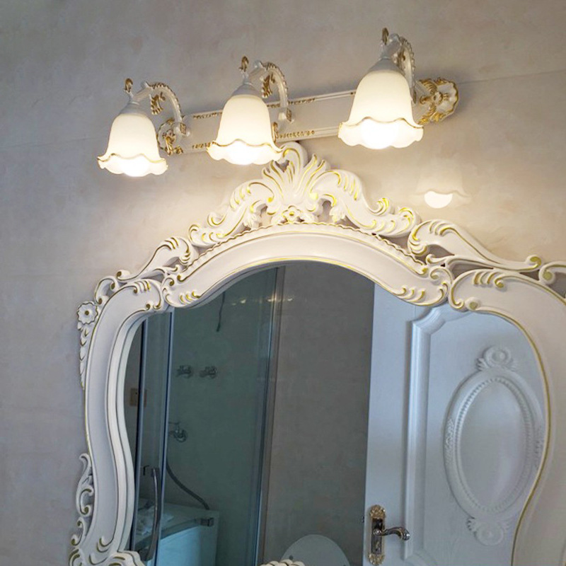 Waterproof And Anti-fog Vanity Mirror Light photo 1