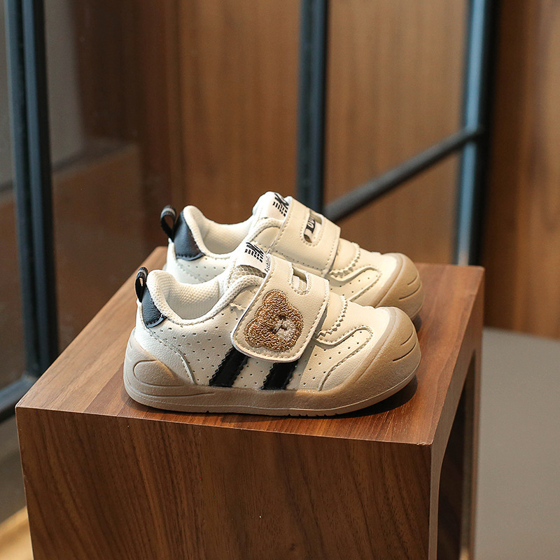 Soft Soled Athletic Shoes For Infants And Toddlers photo 3