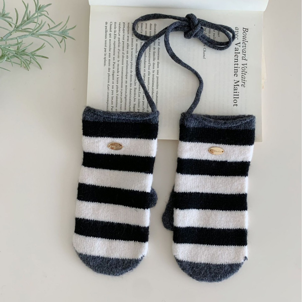 New Collection Fashionable And Warm Striped Mittens With Wool For Fall And Winter photo 2