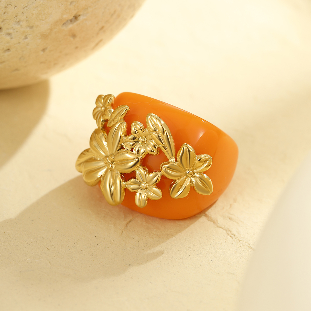 Floral-cluster Ring Sophisticated And Versatile For Women photo 4